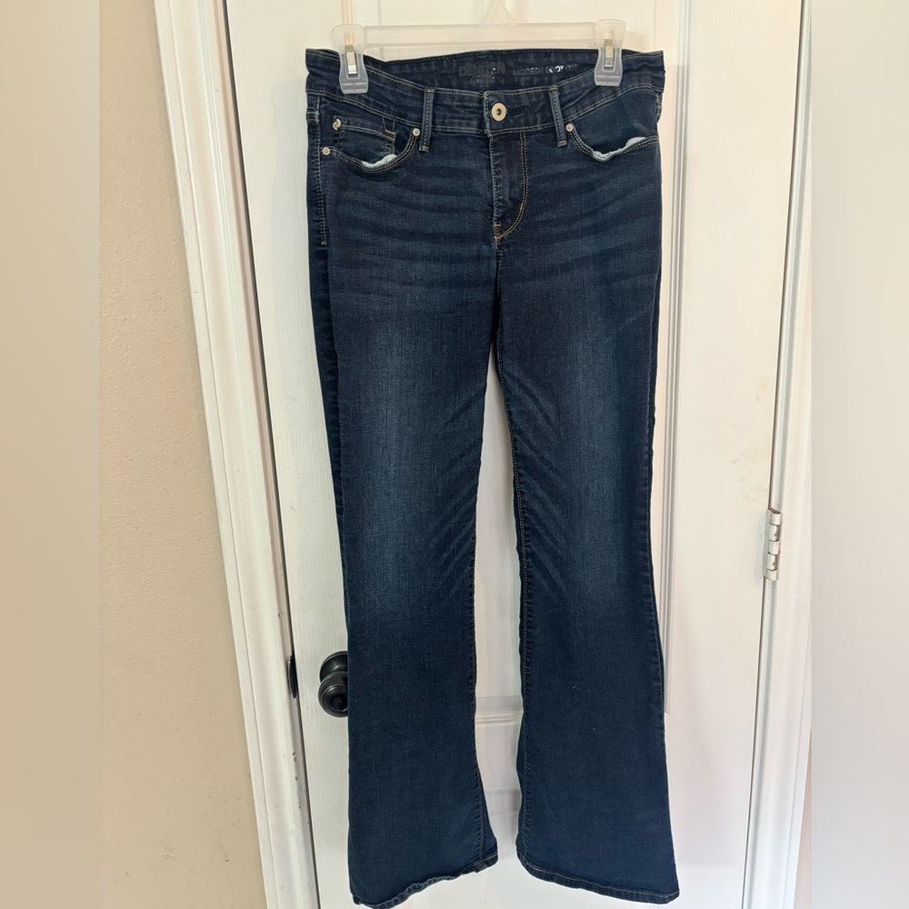 Denizen from Levi's Dark Indigo Flare Jeans 29X32 size 8 Denim Pants Wide Leg